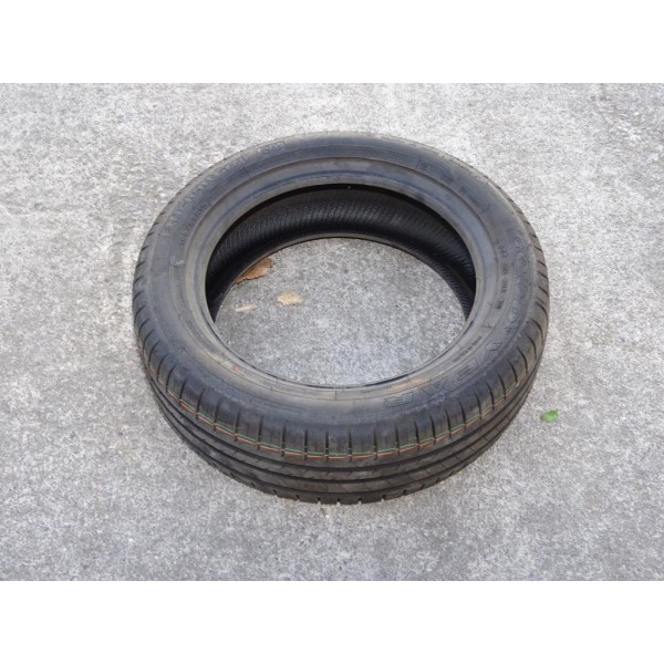 Pneu neuf TOUT SEUL Goodyear Efficientgrip 185/55/15 185 55 15 82H DOT3118  