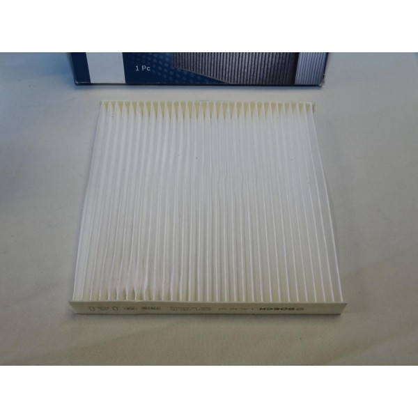 Filtre habitacle interieur Bosch 1987432299 M2299 pour smart fortwo 2 II 451 