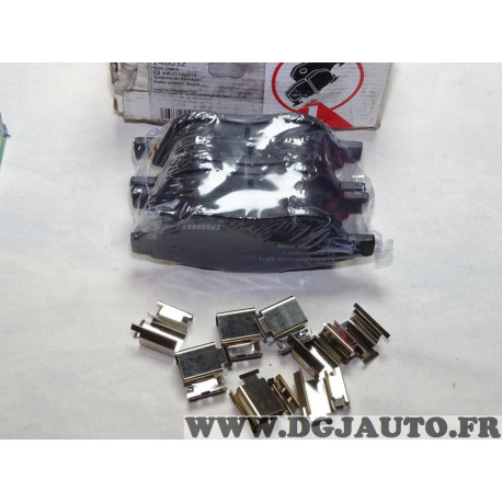 Jeux 4 plaquettes de frein avant montage bosch Klaxcar 24803Z pour citroen C3 C4 xsara dont picasso peugeot 206 207 307 1007 