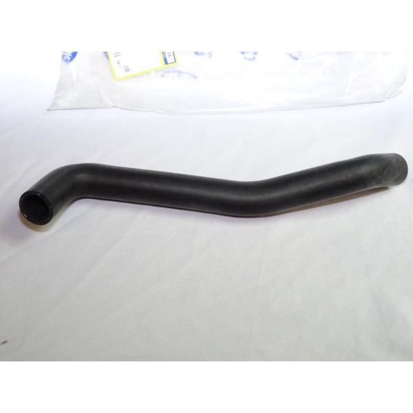 Durite liquide de refroidissement gauche inferieur Sasic SWH6616 pour fiat punto 1 1.7D 1.7TD 1.7 D TD diesel 