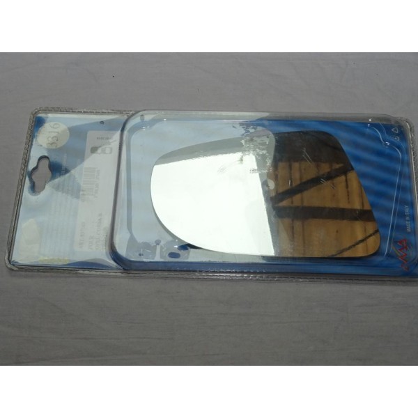 Vitre miroir glace retroviseur avant droit MAD 3316 537169 pour opel corsa B 