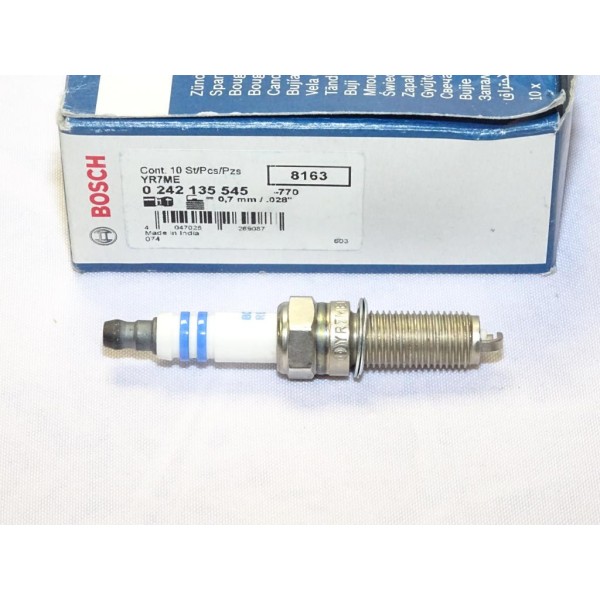 Lot 4 bougies allumage Bosch 0242135545 YR7ME pour hyundai i10 i20 eon HB20 kia picanto 0.8 1.0 1.2 essence 