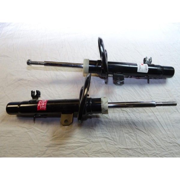Paire amortisseurs suspension avant KYB 3338002 + 3338003 pour peugeot 2008 partir de 2013 