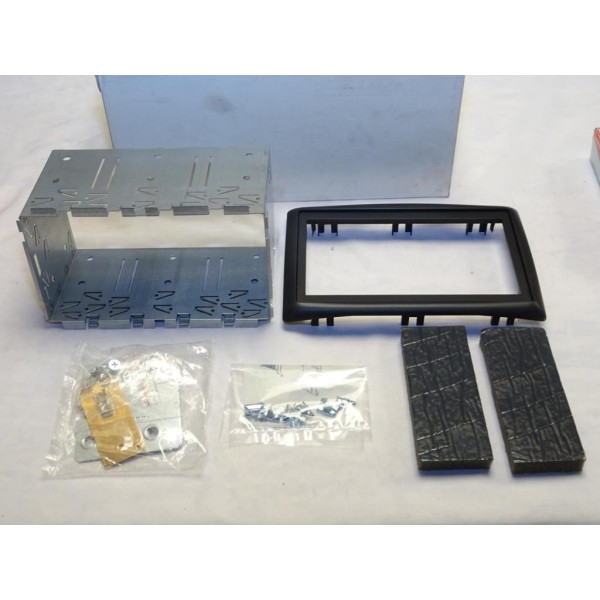 Kit support fixation contour cadre poste radio autoradio Norauto 285158 pour renault megane 3 III partir de 2007 