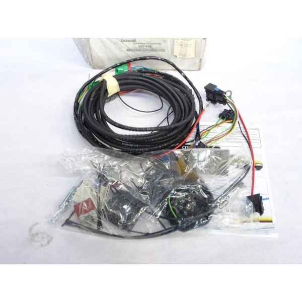 Faisceau attelage cable electrique multiplexe 7 poles Bosal 027638 pour citroen C4 cactus 