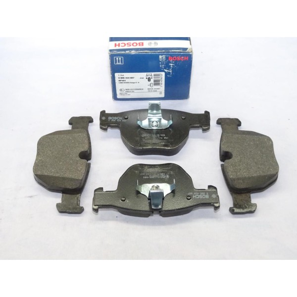 Jeu 4 plaquettes de frein avant montage teves Bosch 0986424687 BP401 pour land rover range rover L322 