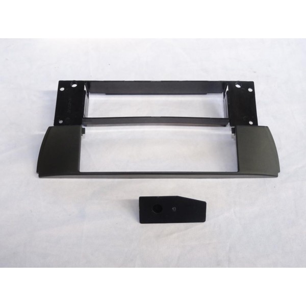 Cadre contour poste radio autoradio simple DIN Sofare 10252 pour BMW X3 de 2007 à 2011 