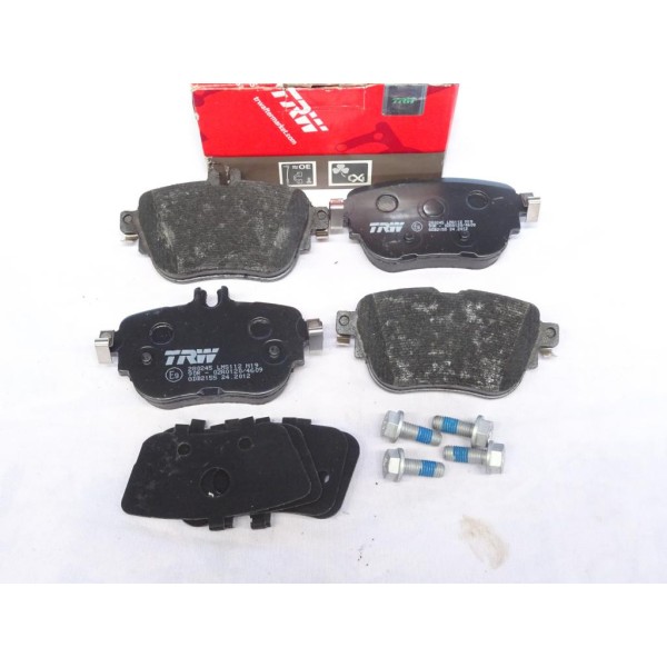Jeu 4 plaquettes de frein arriere montage TRW TRW GDB2155 pour mercedes classe E CLS W213 C257 