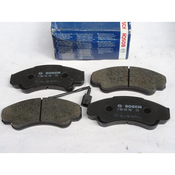 Jeux 4 plaquettes de frein avant montage brembo Bosch 0986424769 BP475 pour fiat ducato 2 II peugeot boxer citroen jumper de 200