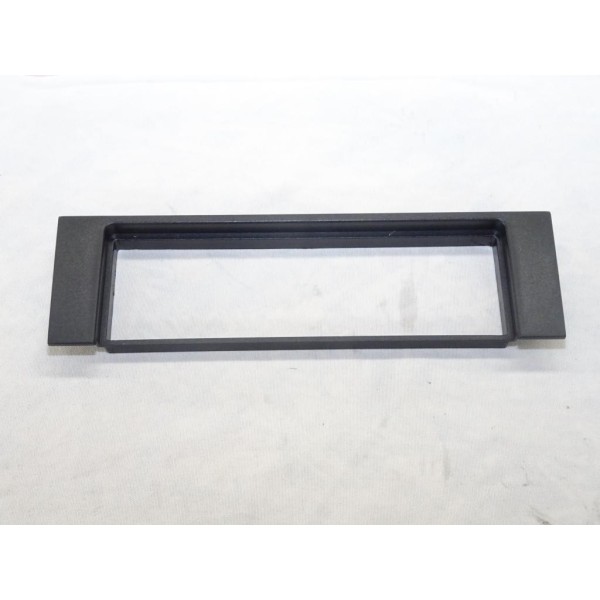 Cadre contour poste radio autoradio Setma A05AU02002 pour audi A4 de 2000 à 2006 