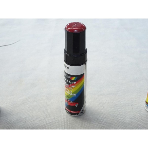 Stylo de retouche peinture rouge 12ml DLU17/22 motip 941300 (sans réclamation) 