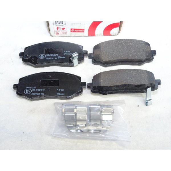 Jeu 4 plaquettes de frein avant montage mando Brembo P30045 hyundai i20 PB GB IB 