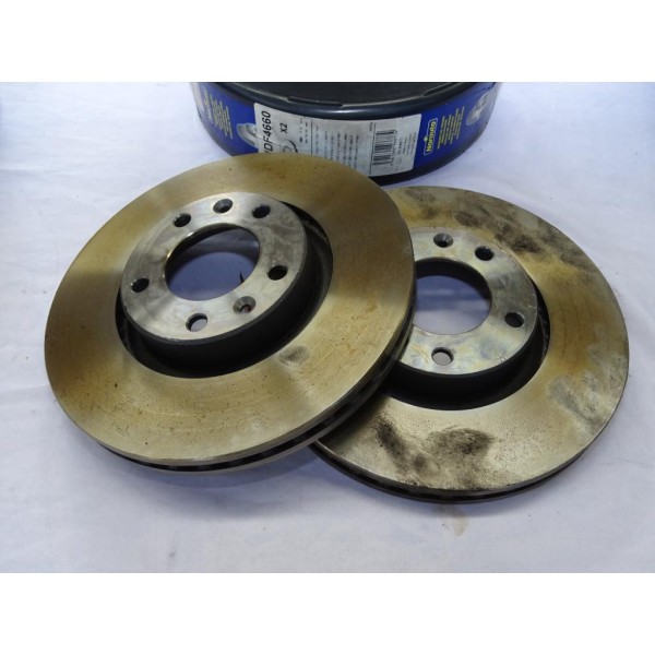 Paire disques de frein avant diametre 283mm ventilé diametre Norauto NDF4660 pour citroen XM peugeot 605 
