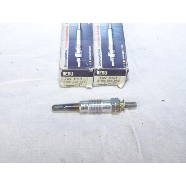 Lot 2 bougies de préchauffe Beru GN858 0100226234 pour mercedes 190 W201 classe C W202 E W124 G G460 MB100 MB120 MB140 sprinter 