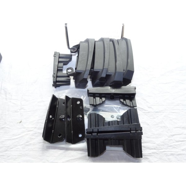 Kit pieds fixation barre de toit KIT 3028 Thule KIT3028 pour BMW serie 1 2 3 4 6 E90 F30 F36 G32 