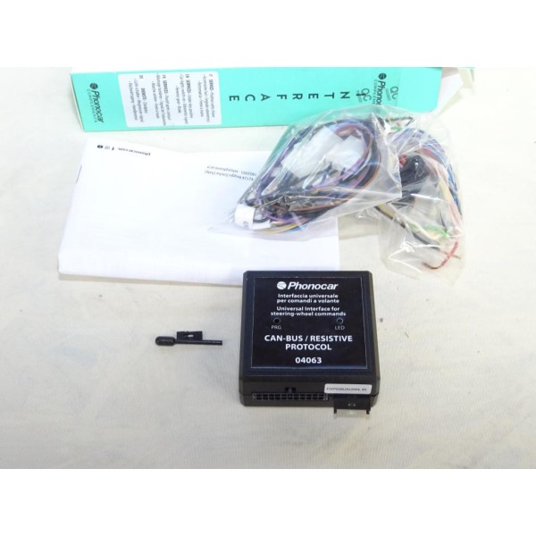 Interface commande au volant poste radio autoradio universel Phonocar 04063 