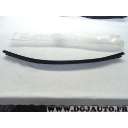 Joint leche vitre porte avant droite Renault 8200760255 pour dacia duster