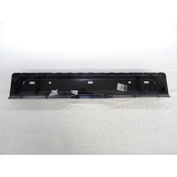 Plaque traverse arriere compartiment coffre Renault 745204295R pour renault zoe 