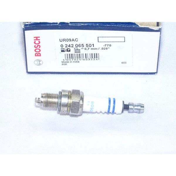 1 Bougie allumage moto Bosch 0242065501 UR09AC pour aeon baotian beta CH racing CPI e-ton honda kawasaki keeway kymco malaguti p