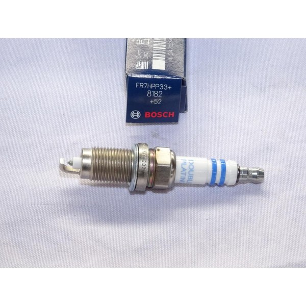 Lot 4 bougies allumage platinum Bosch FR7HPP33+ 0242236566 pour audi A8 ford galaxy seat cordoba 1 2 I II ibiza 2 3 II III inca 