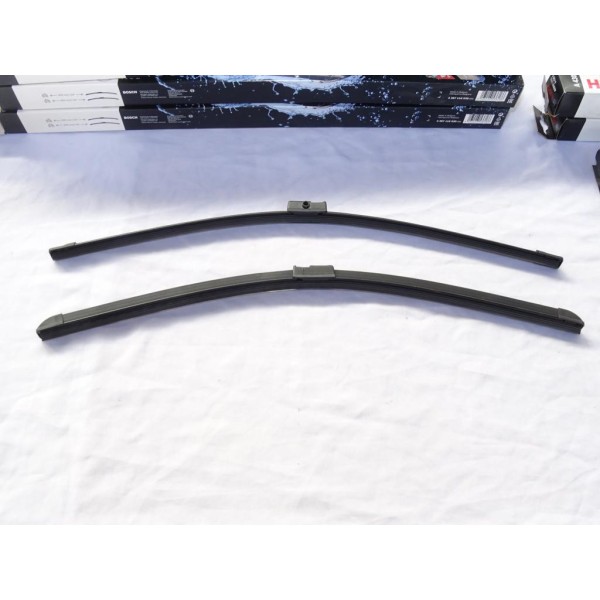 Jeu 2 balais essuie glace 600mm souple aerotwin Bosch A938S 3397118938 pour mercedes classe C E CLS W204 W212 C218 volkswagen tr