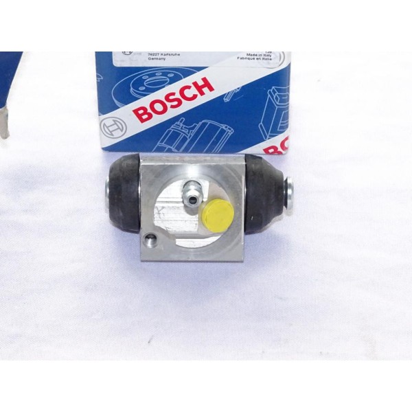 Cylindre de roue frein arriere gauche Bosch WC5987 0986475987 pour dacia duster 