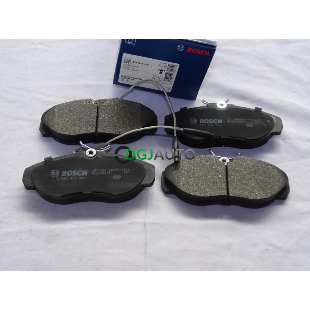 Bosch BP354 Plaquettes De Frein Avant - Jeu De 4, Certifiées ECE-R90, Sans Cuivre