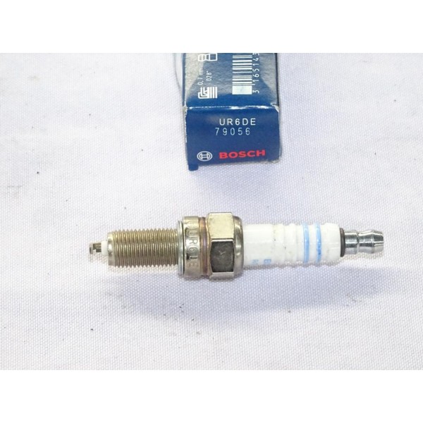 1 Bougie allumage Bosch UR6DE 0242040502 pour alfa romeo 145 146 147 155 156 166 GT GTV spider 1.6 1.8 2.0 essence 