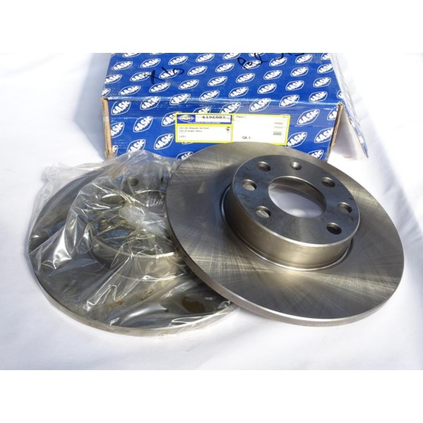 Jeu 2 disques de frein avant 256mm diametre plein Sasic 6106093 pour opel astra G 1.2 16V essence 