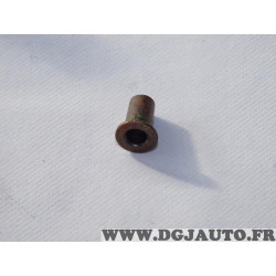 Douille porte injecteur Bosch F00ZW00003 pour mercedes atego citaro cummins toyota