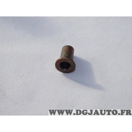 Douille porte injecteur Bosch F00ZW00003 pour mercedes atego citaro cummins toyota 