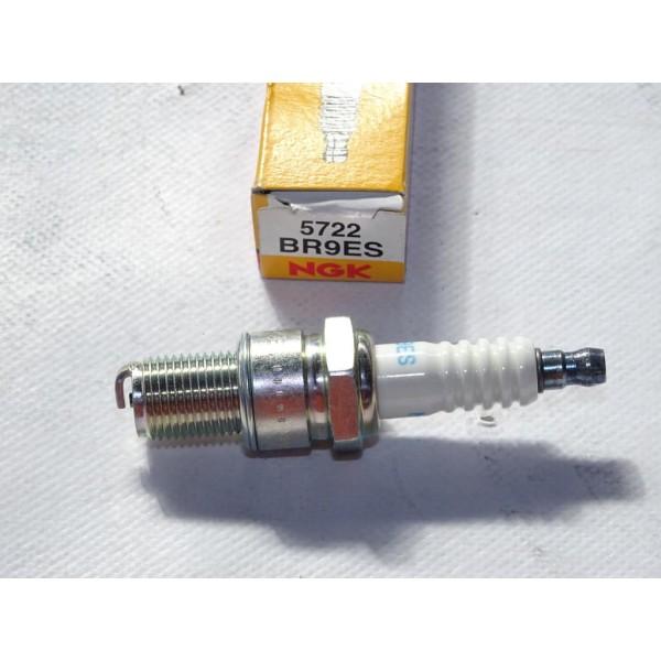 Bougie allumage NGK BR9ES 5722 pour aprilia AF ET europa MX RS RX SR red rose tuareg beta RR cagiva 125 gilera 250 DNA GSM ICE e