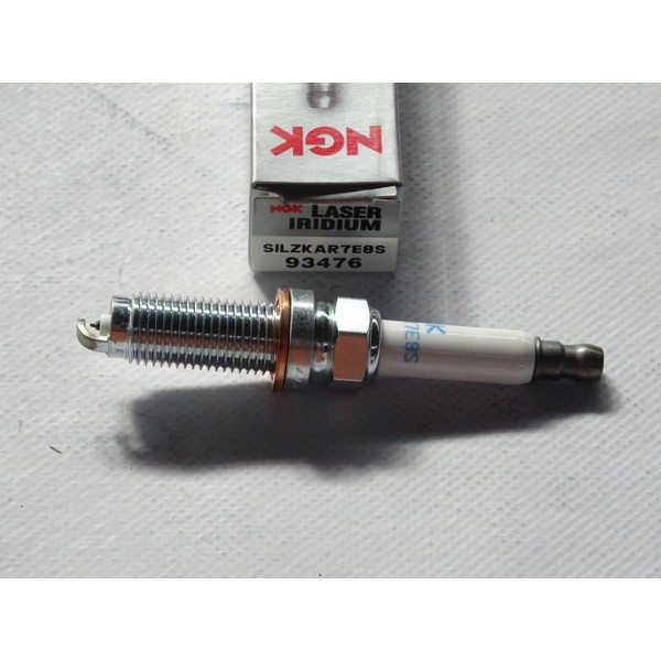 Lot 4 bougies allumage iridium NGK SILZKAR7E8S 93476 pour jaguar XF XJ F-type land rover discovery L319 L462 range rover L405 L4