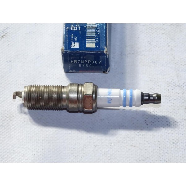 Lot 6 bougies allumage platinum Bosch HR7NPP30V 0242236672 pour ford US mustang explorer edge F150 mazda CX9 3.5 3.7 5.0 essence