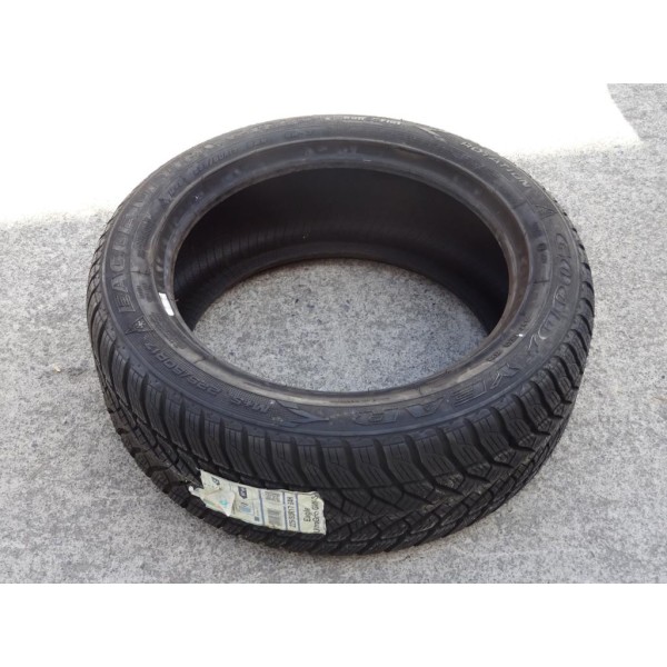 1 Pneu hiver NEUF Goodyear eagle ultragrip GW-3 225/50/17 225 50 17 94H DOT3117 