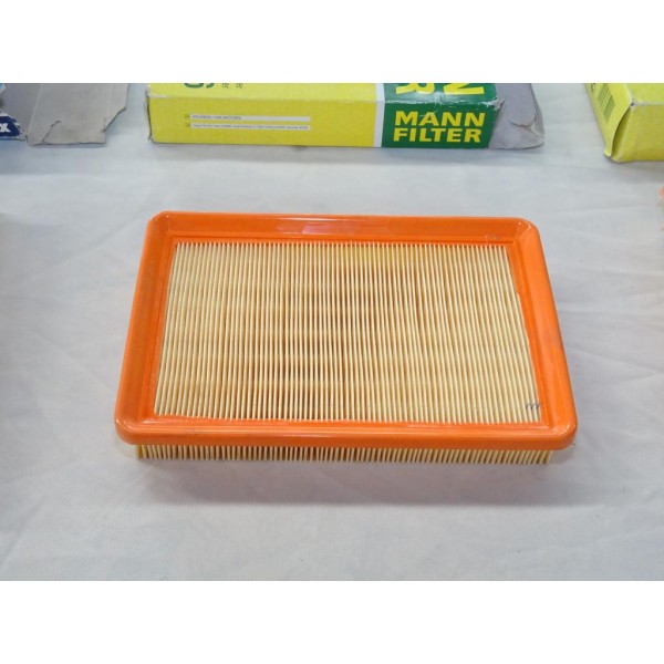 Filtre à air Mann filter C2676 pour hyundai atos elantra matrix coupe tiburon kia cerato 1.1 1.5 1.6 1.8 2.0 2.7 essence 2.0CRDI