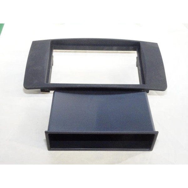 Contour cadre facade poste radio autoradio 2 ISO Phonocar 03426 pour mercedes classe R 