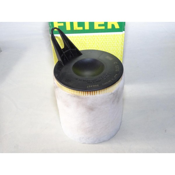 Filtre à air Mann filter C1370 pour BMW serie 1 3 E81 E87 E90 E91 E92 116 316 