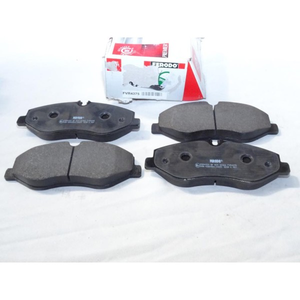 Jeu 4 plaquettes de frein avant montage Brembo Ferodo FVR4375 pour mercedes vito W447 