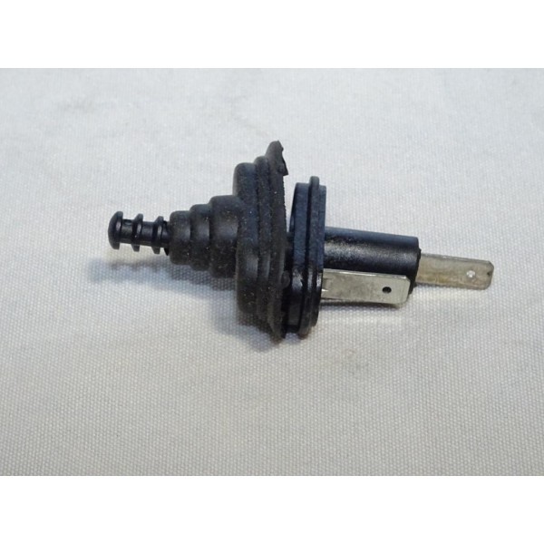 Contacteur fermeture capot long Norauto 823384 