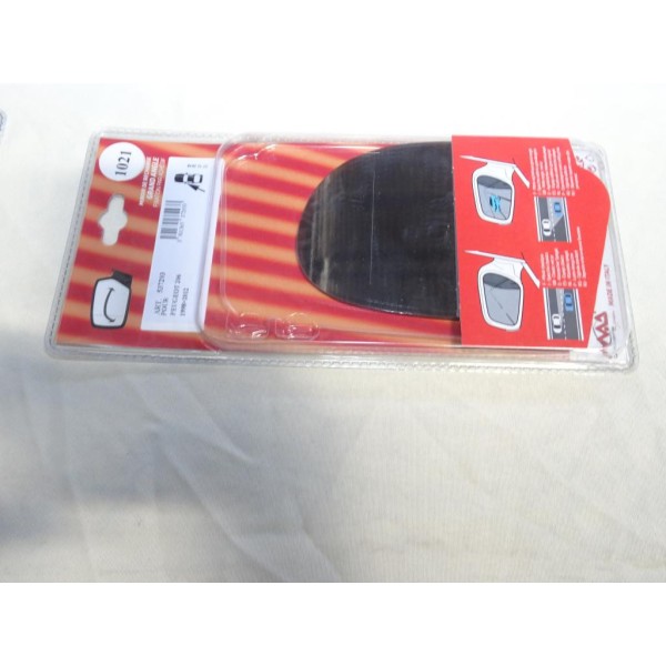 Vitre miroir glace retroviseur avant gauche grand angle MAD N°1021 537293 pour peugeot 206 de 1998 à 2006 