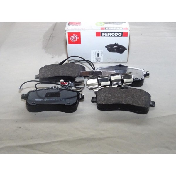 Jeu de 4 plaquettes de frein avant montage lucas Ferodo FDB4734 pour peugeot 407 dont SW 