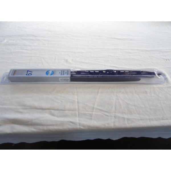 Jeu 2 balais essuie glace attache standard 1 x 600mm avec spoiler + 1 x 550mm Norauto 67 