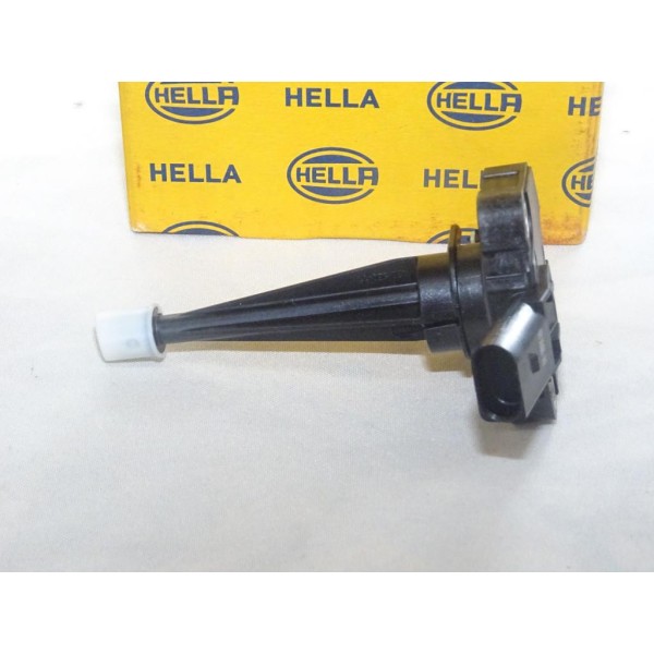 Sonde capteur niveau huile moteur Hella 6PR013680-101 pour audi A4 A5 A6 A8 Q5 volkswagen transporter T5 T6 crafter touareg amar