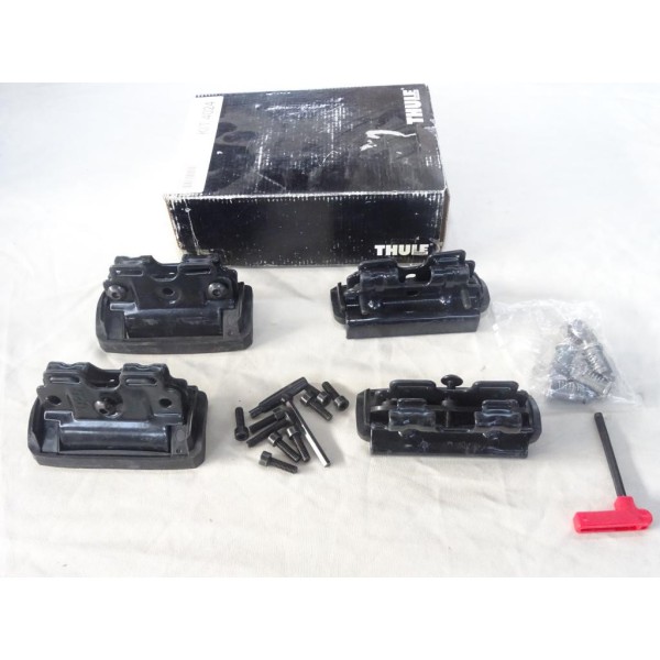 Kit pieds fixation barres de toit KIT 4024 Thule KIT4024 pour ford focus 5 portes estate partir de 2010 mondeo 5 portes estate p