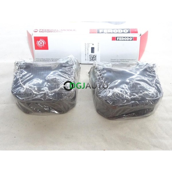 Jeu 4 plaquettes de frein arriere montage brembo Ferodo FDB4217 pour BMW serie 1 3 E81 E82 E88 E91 E92 