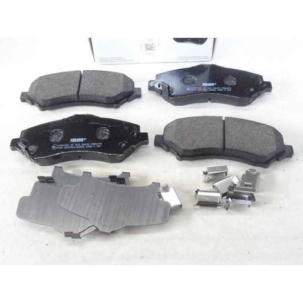 Jeu 4 plaquettes de frein avant montage bendix Ferodo FDB4074 pour dodge journey nitro fiat freemont jeep compass wrangler chero