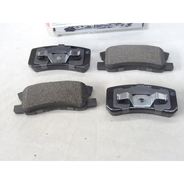 Jeu 4 plaquettes de frein arriere montage akebono Ferodo FDB1604 pour citroen C4 aircross mitsubishi pajero galloper grandis out