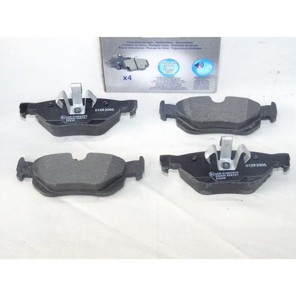 Jeu 4 plaquettes de frein arriere montage teves Norauto NRP1807 pour BMW serie 1 3 X1 E81 E82 E84 E87 E88 E90 E91 E92 E93 