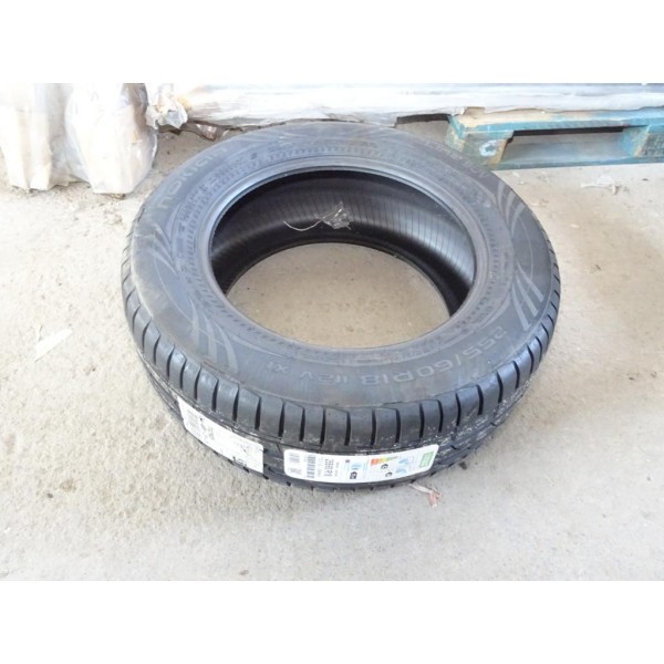 1 Pneu NEUF tout seul Nokian Zline SUV 255/60/18 255 60 18 112V XL DOT0418 